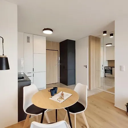 Apartament Jasny I Nowoczesny 3city W Centrum Gdanska By Renters Gdańsk